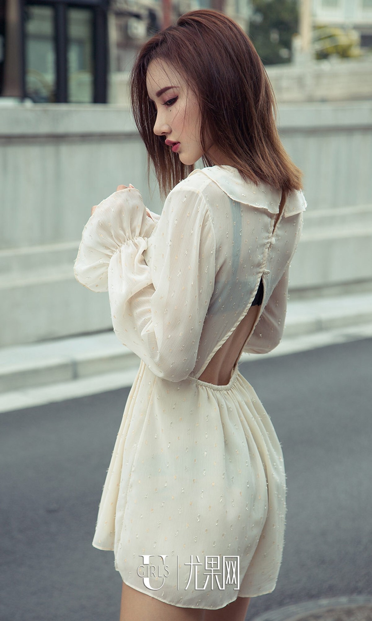 [爱尤物]2018APP NO.1216 M梦baby一时髦街头